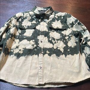 Green and Cream Tie-Dye Button-Up Shirt